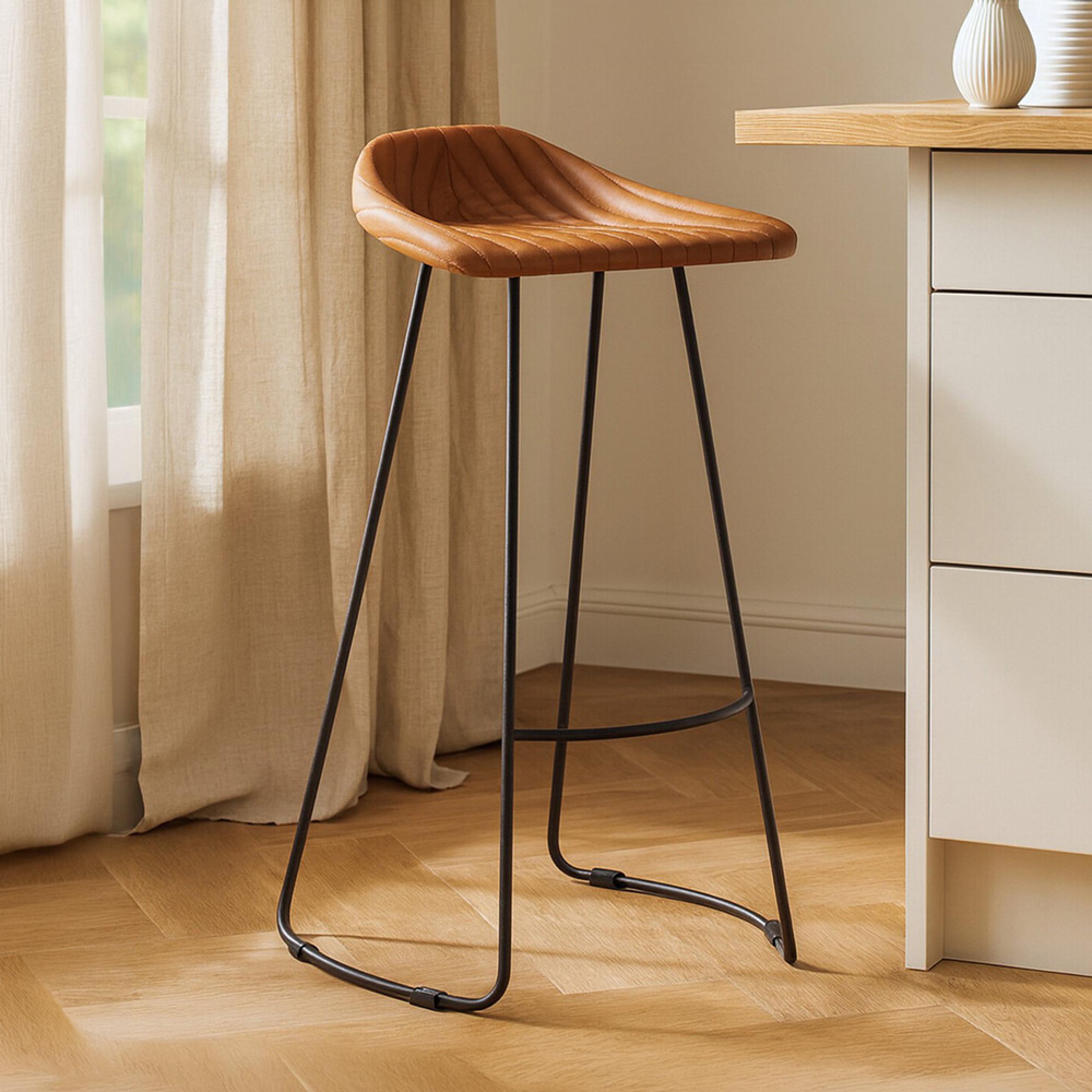 Buffalo Barstool - Set of 2 - Light Brown - Leather