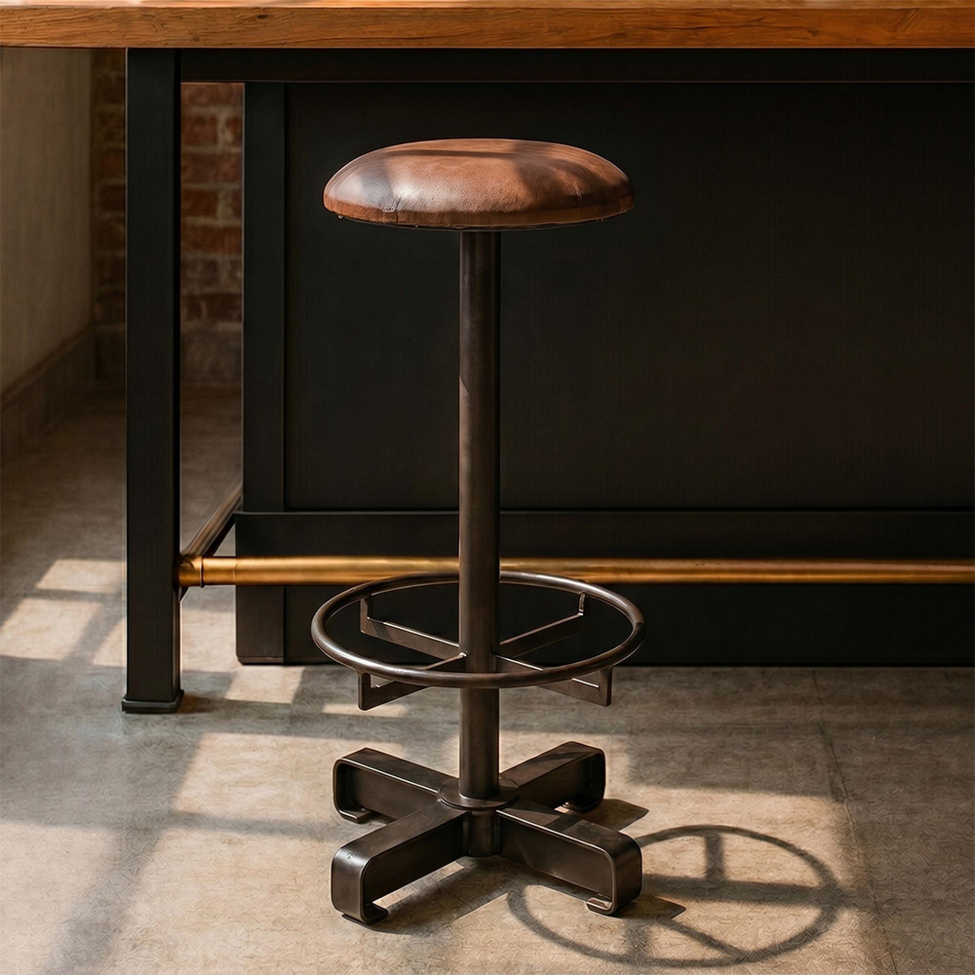 Buffalo Barstool - Set of 2 - Round - Brown - Leather