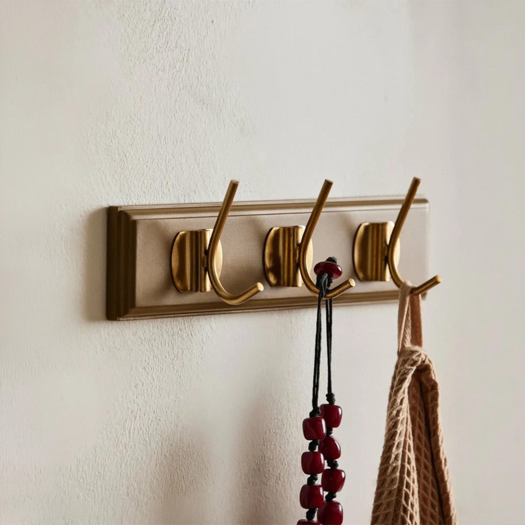 Edgy Coat Rack - Set of 4 - 3 Hooks - Brown