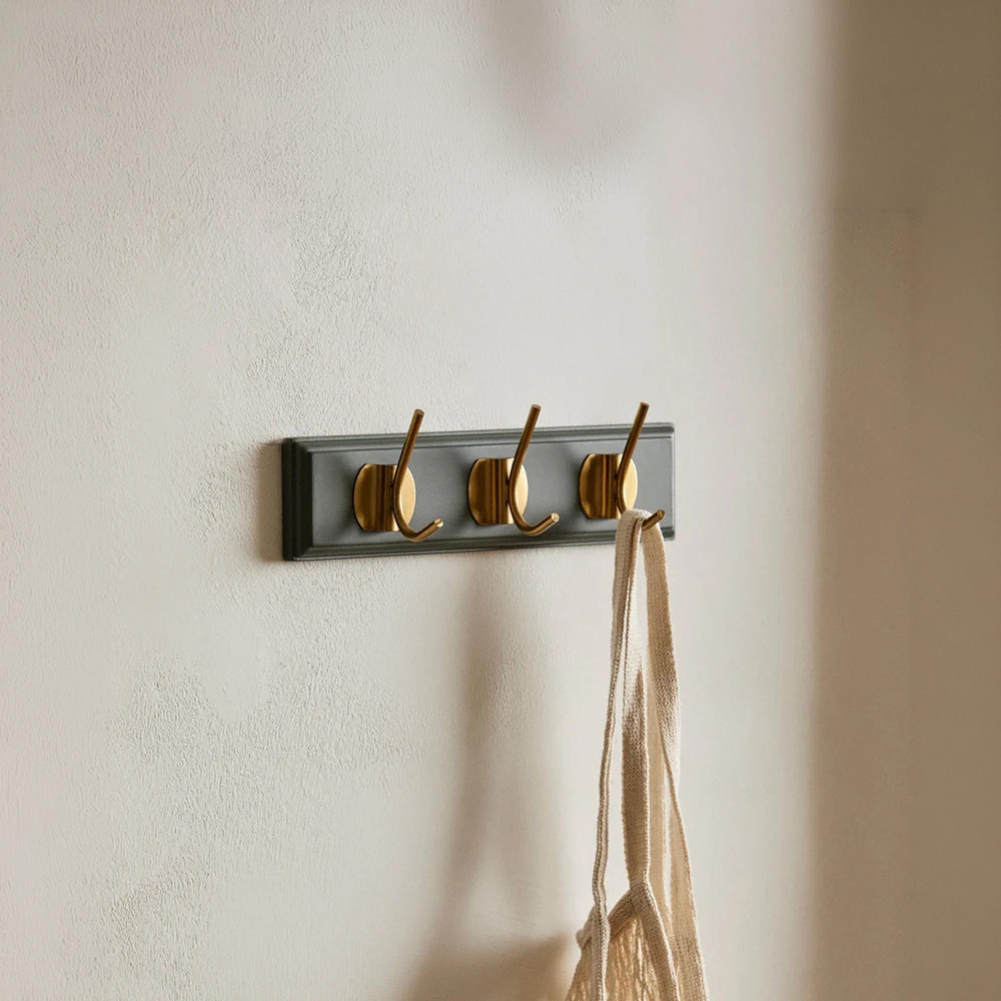 Edgy Coat Rack - Set of 4 - 3 Hooks - Grey