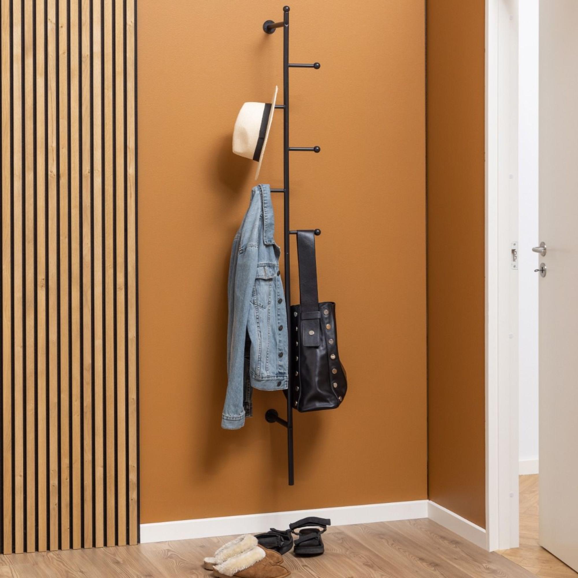 Aspen Coat Hanger - Black