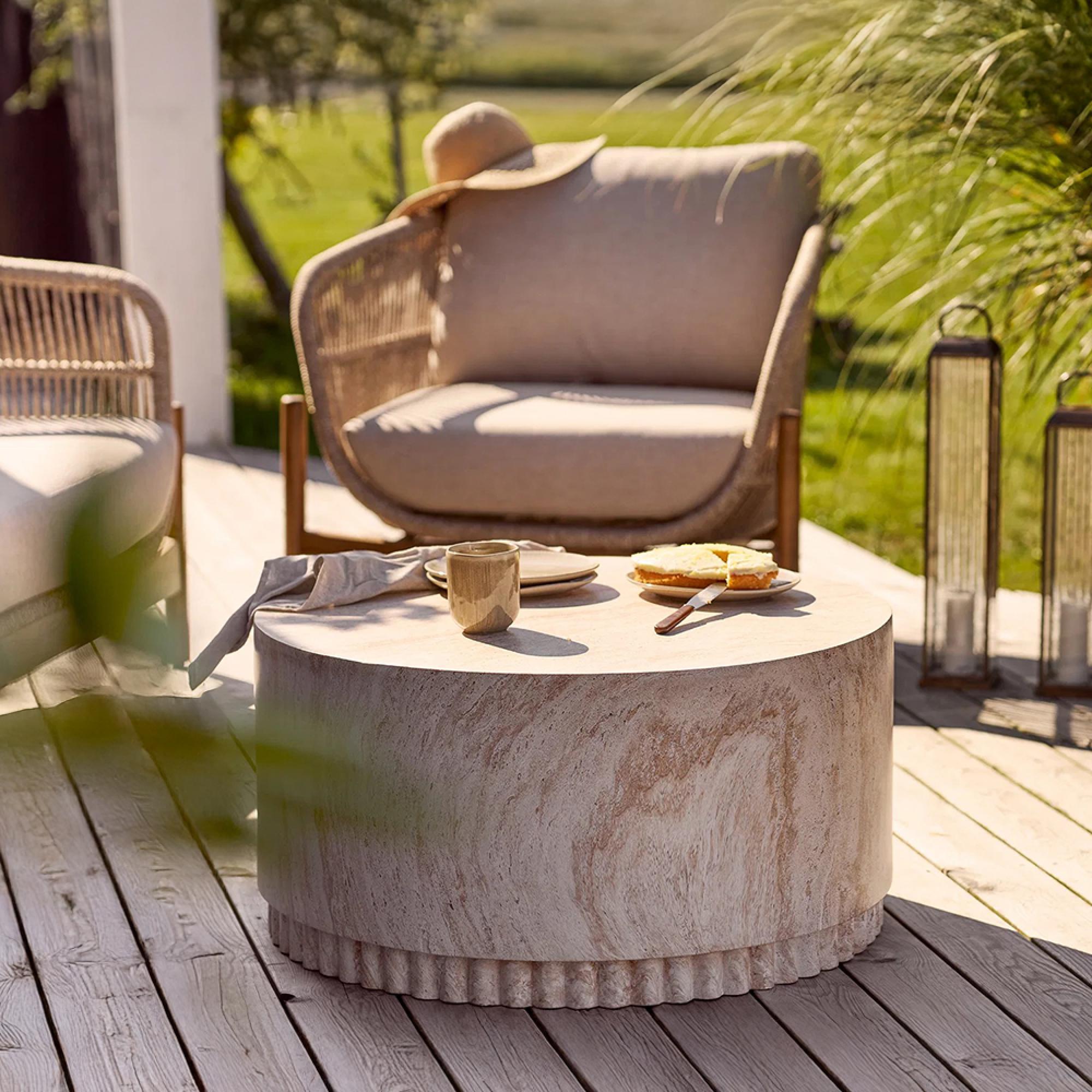 Bonn Outdoor Coffee Table - Round - Fluted Base - Cream - Fiberglass