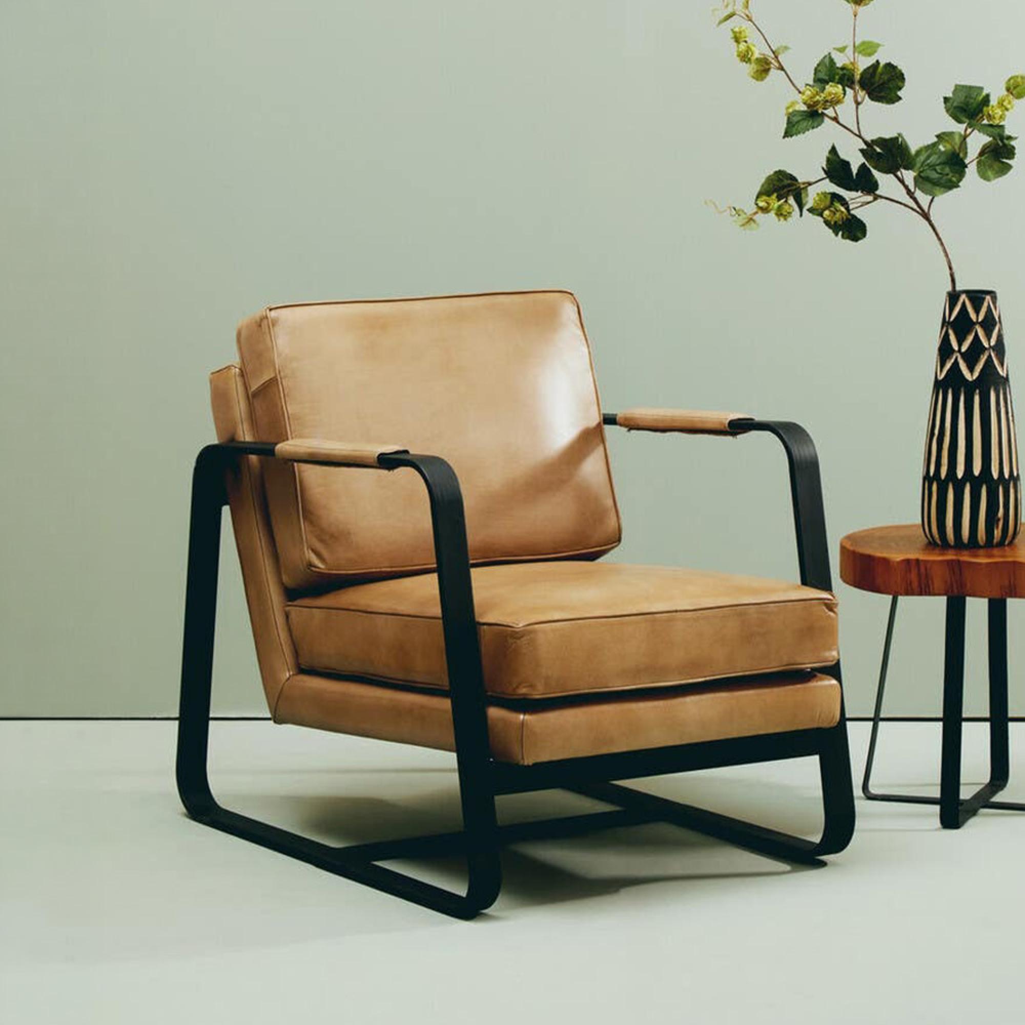 Buffalo Armchair - Grey - Leather with Black Metal