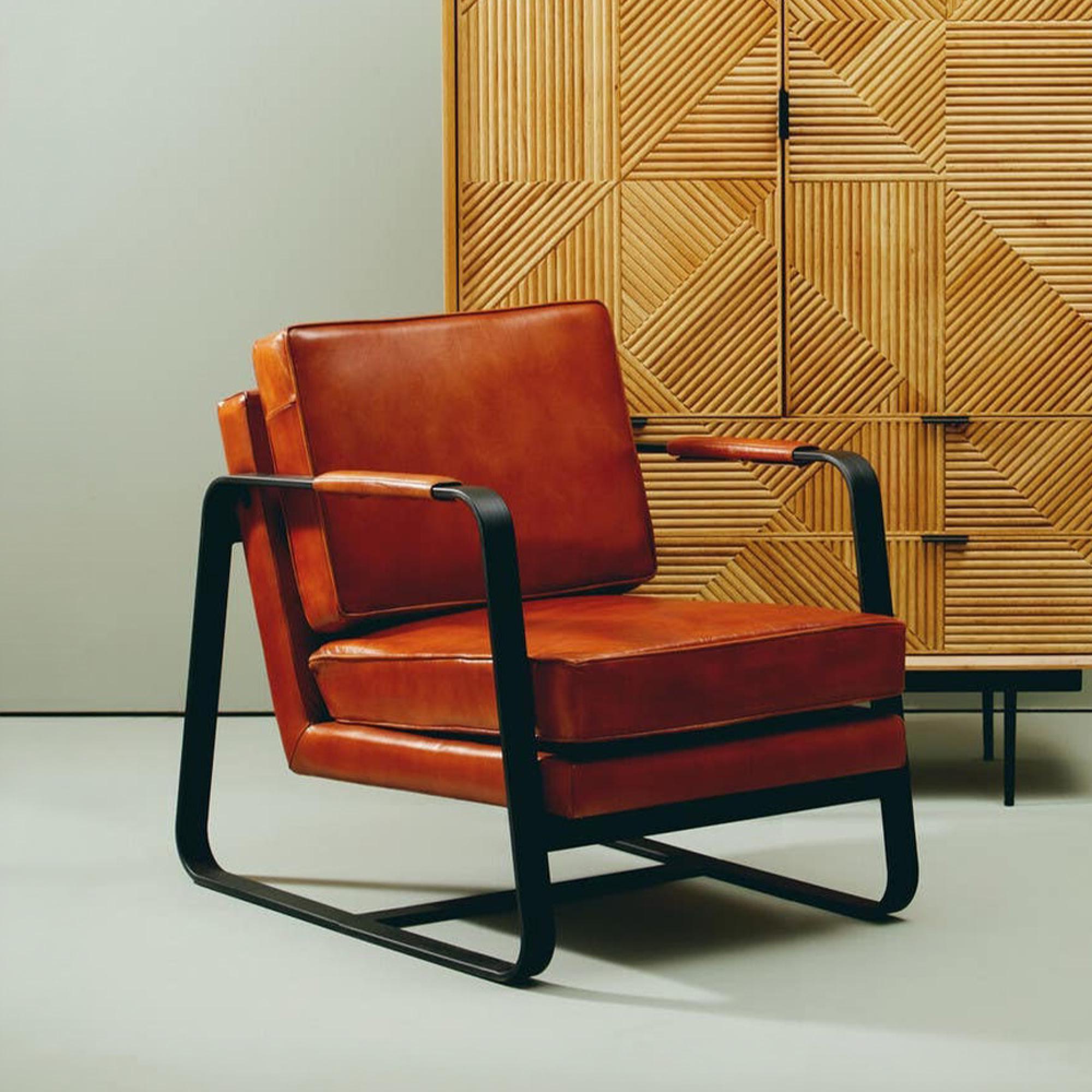 Buffalo Armchair - Tan - Leather with Black Metal