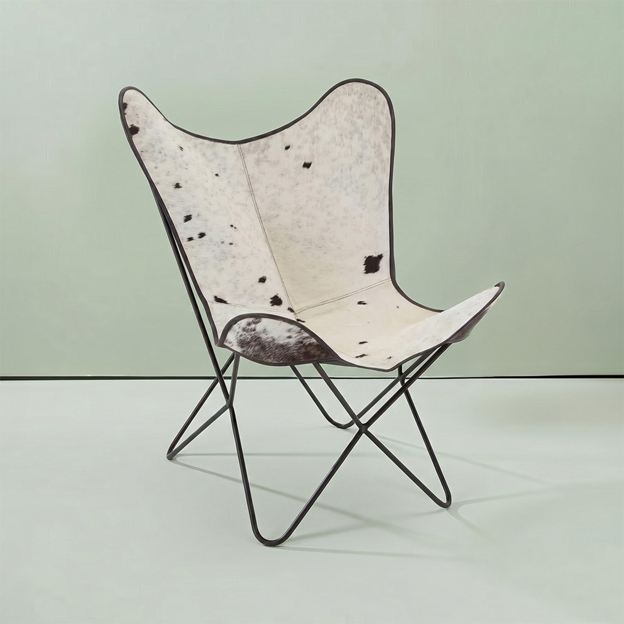Buffalo Butterfly Chair - White and Black Cowhide