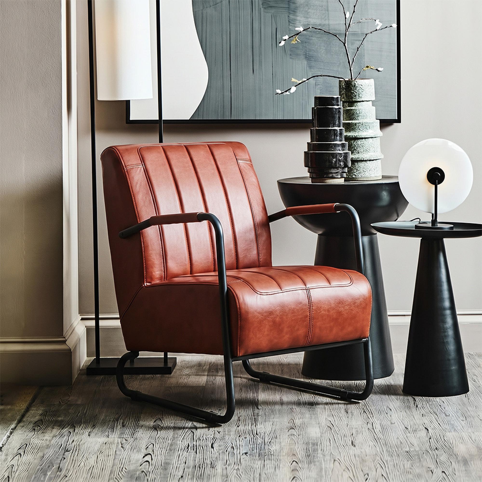 Buffalo Lounge Chair - Tan - Leather with Metal Legs