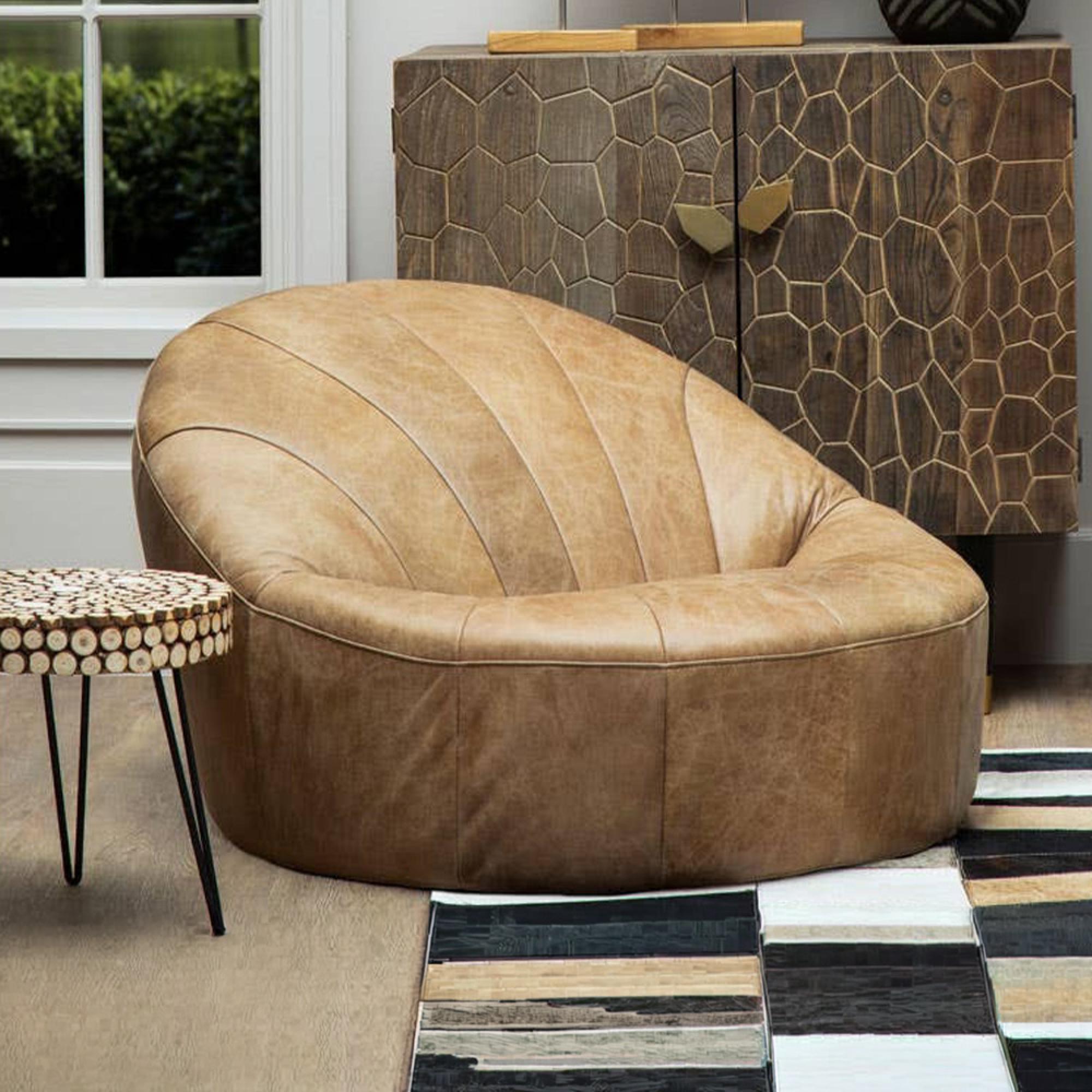 Hoxton Accent Chair - Curved - Light Brown Leather