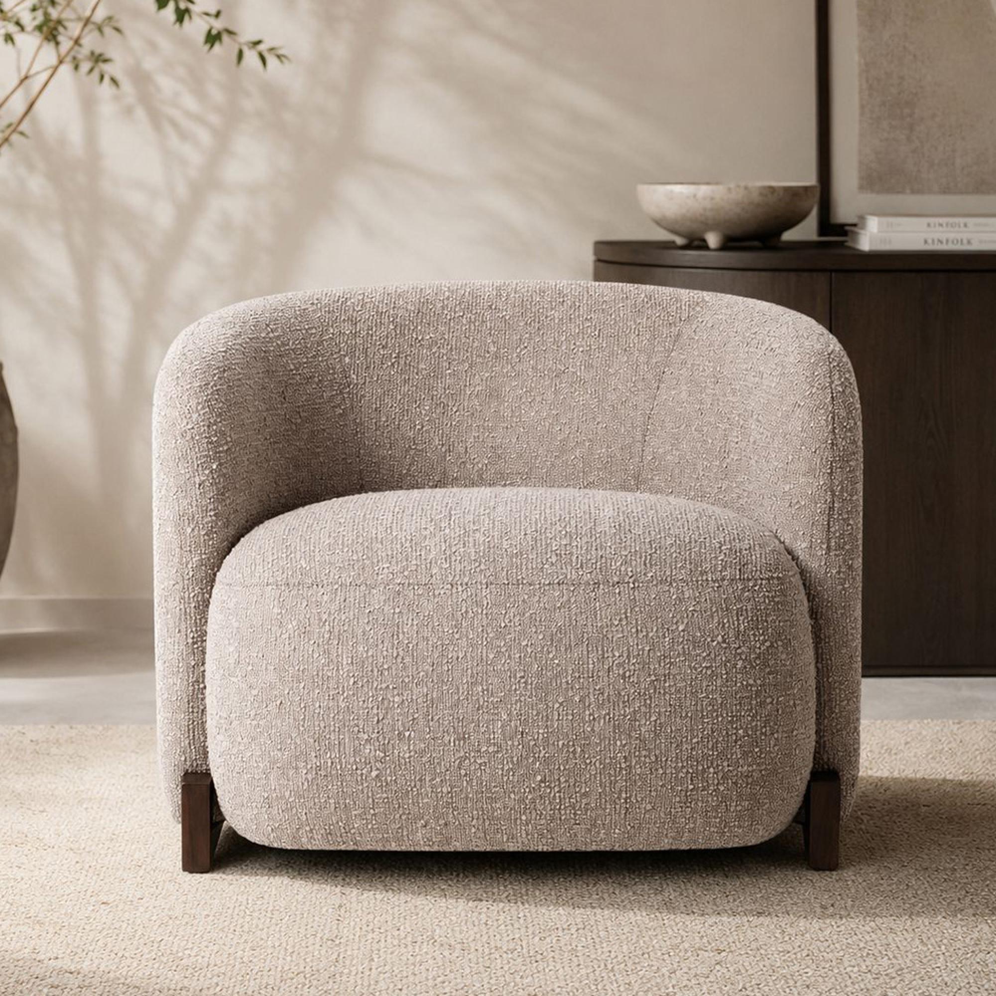 Hannah Lounge Chair - Chunky - Mocca - Fabric and Wood