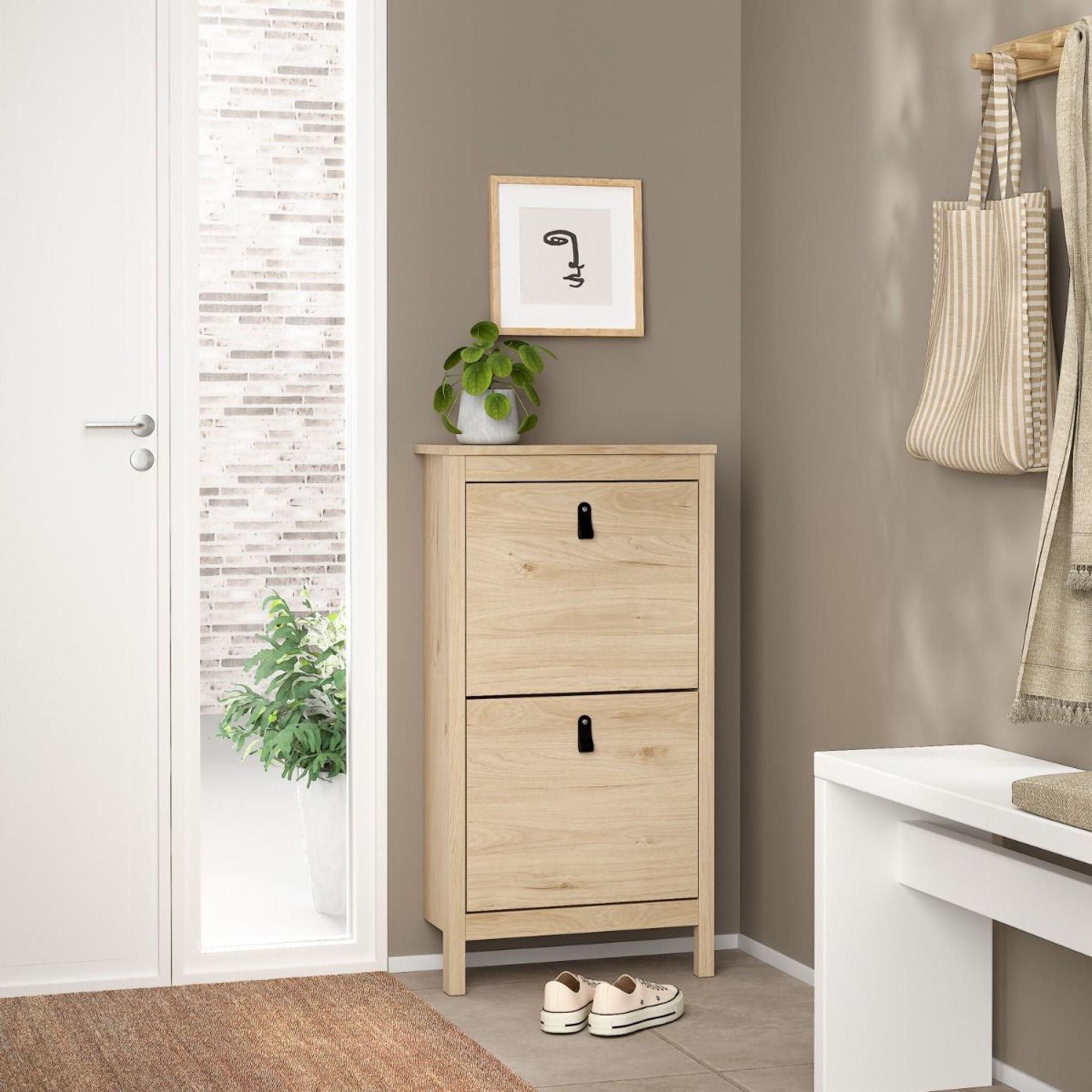 Barcelona Shoe Cabinet - 2 Door - Jackson Hickory Oak