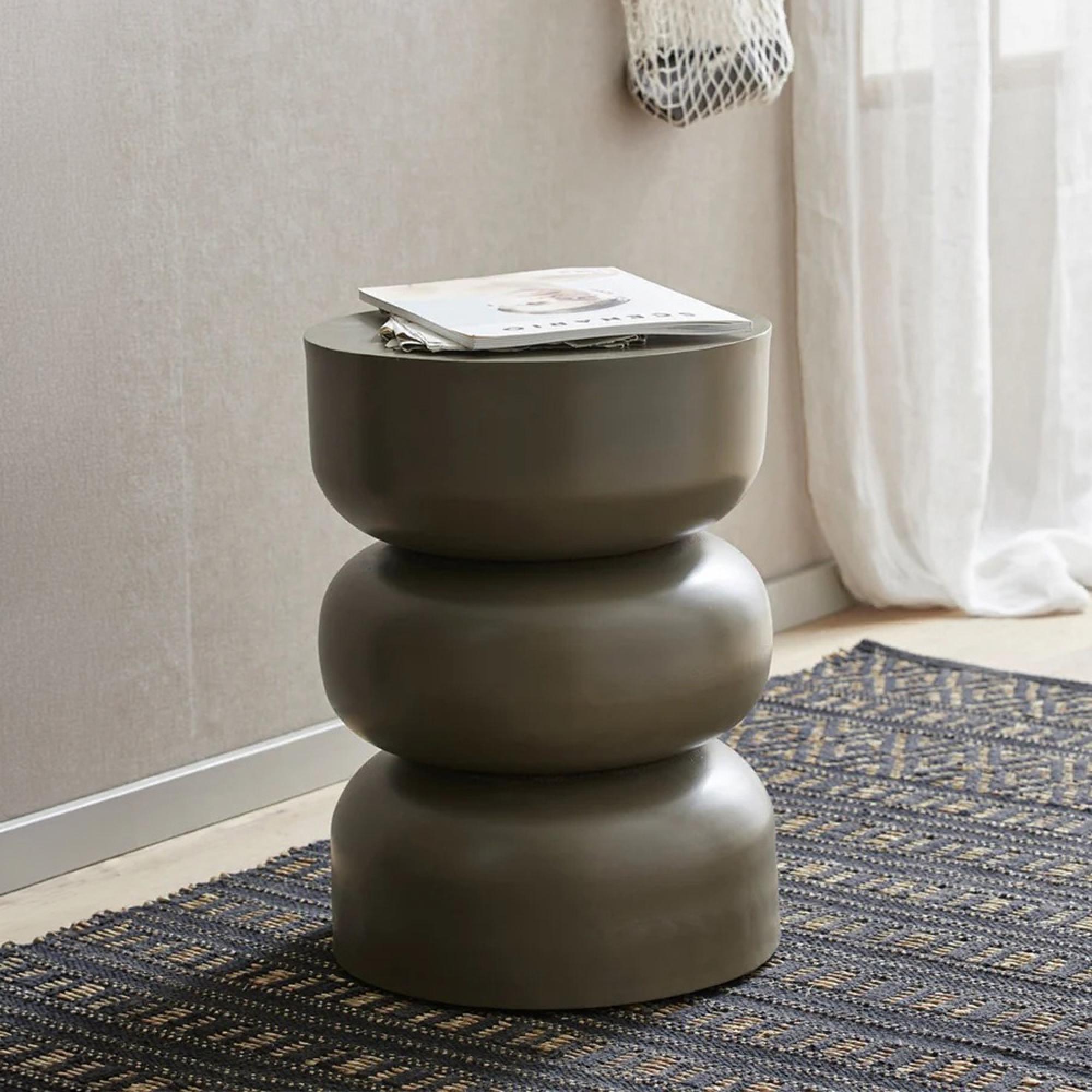 Alma Side Table - Round - Metal