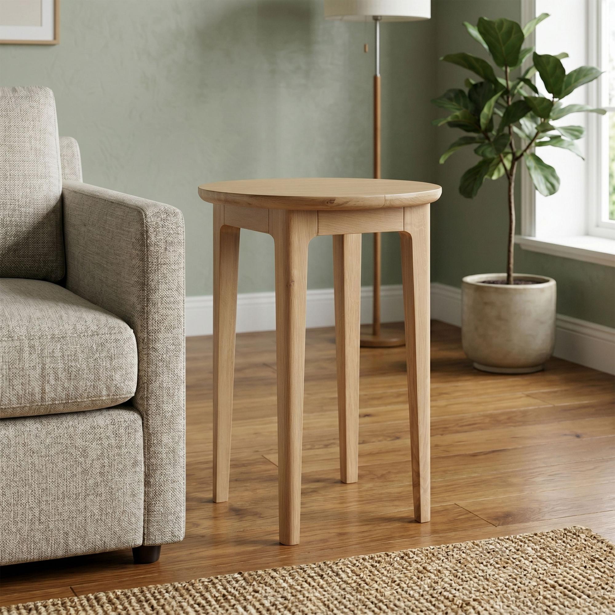 Cotswold Oak Lamp Table - Round - Natural