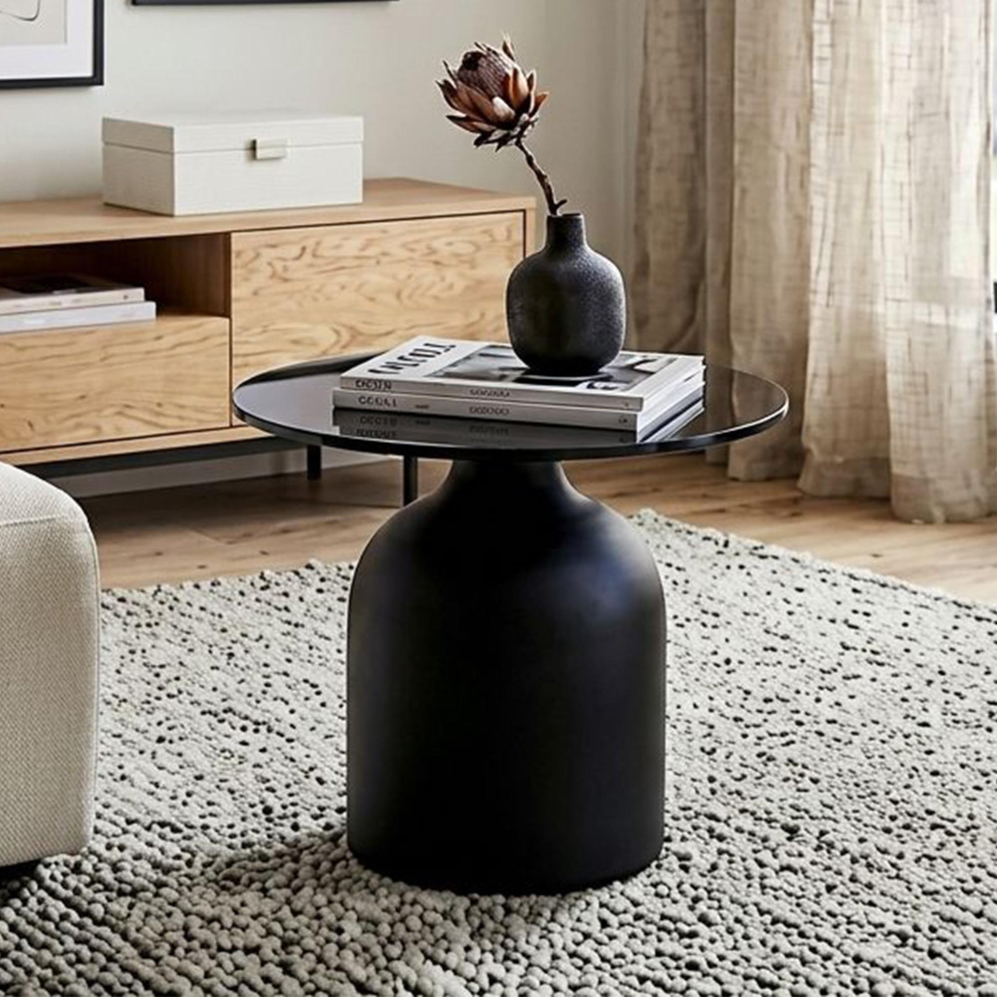 Brix Isa Side Table - Round - Small - Black - Glass and Metal