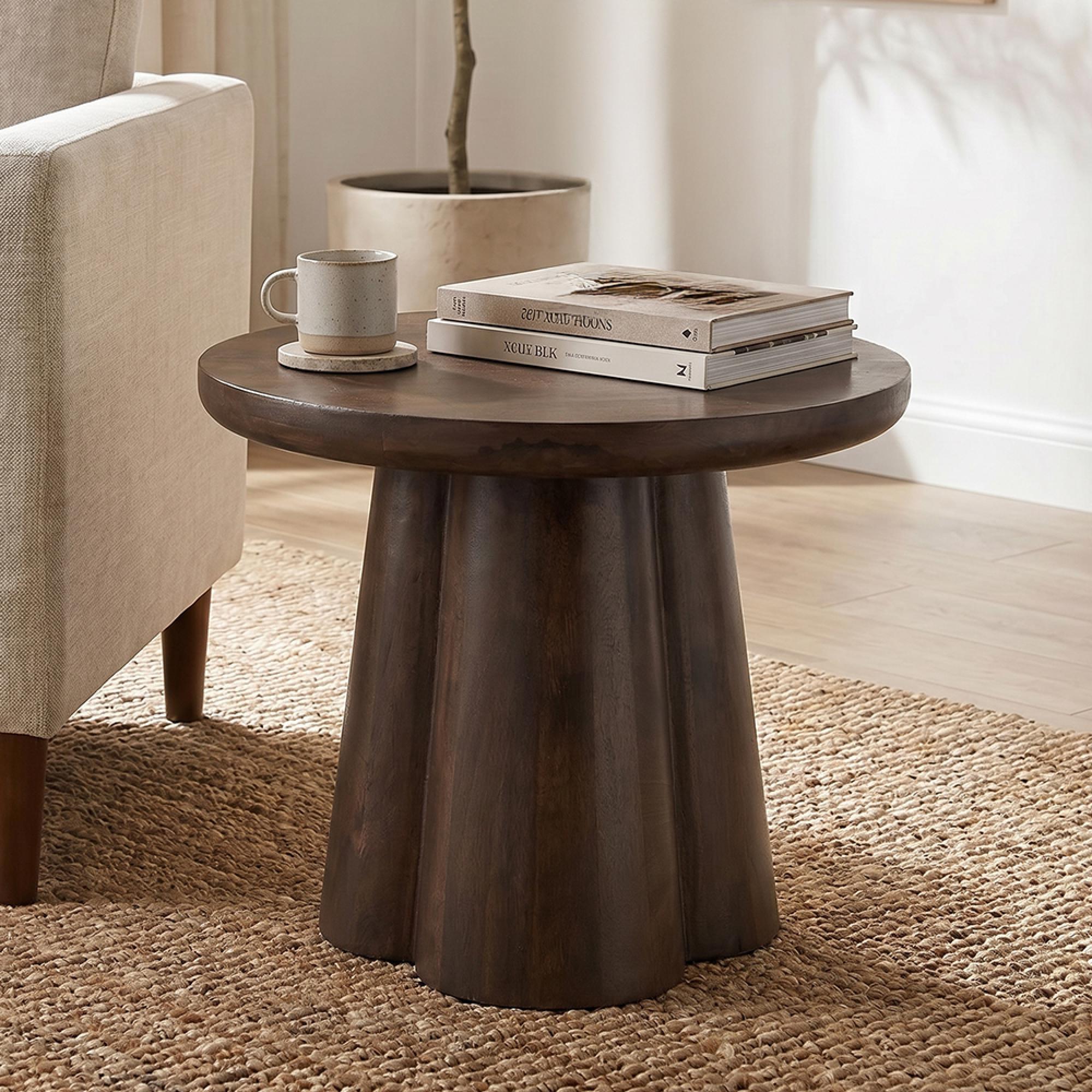 Brix Clubs Side Table - Round - Chestnut - Mango Wood