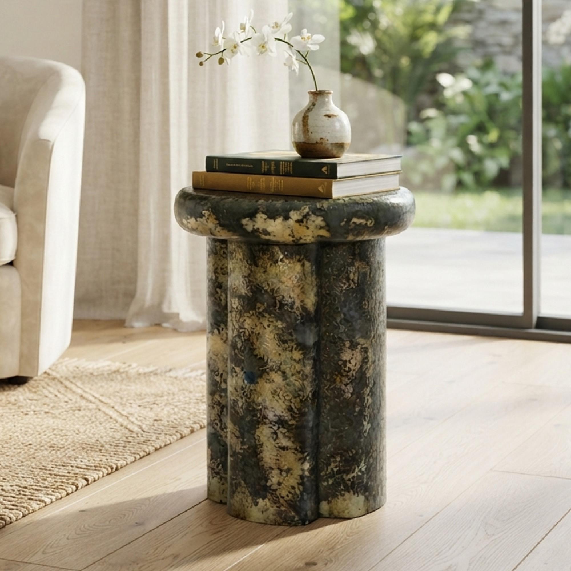 Osaka Side Table - Round - Tall - Antique Brass - Aluminium