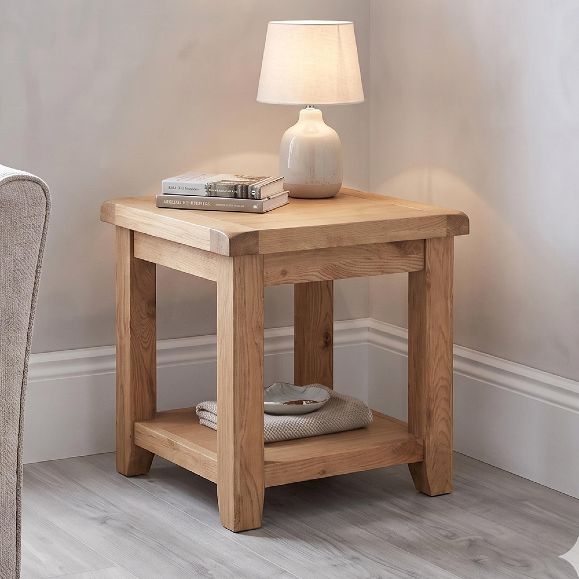 Melbourne Country Oak Lamp Table - Square - Rustic