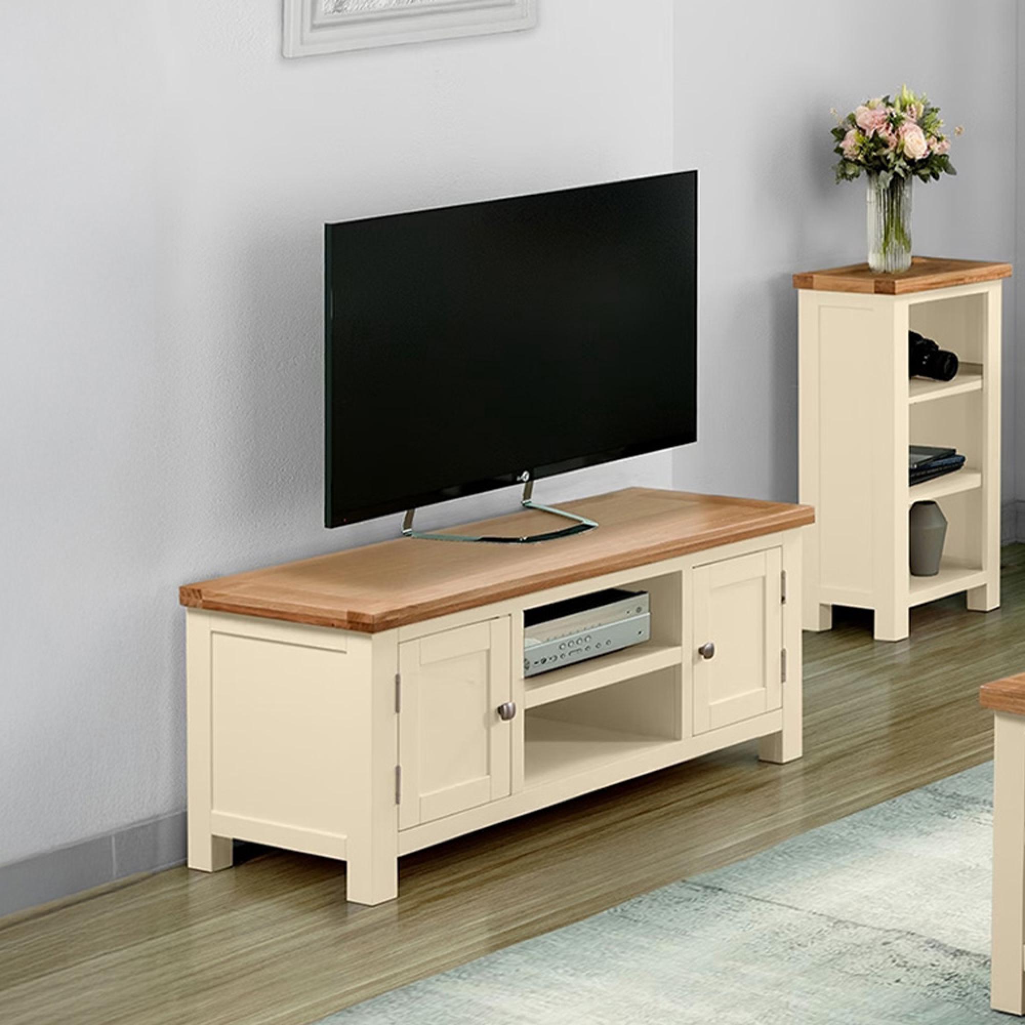 Lundy TV Unit - Large - 120cm - Ivory Painted