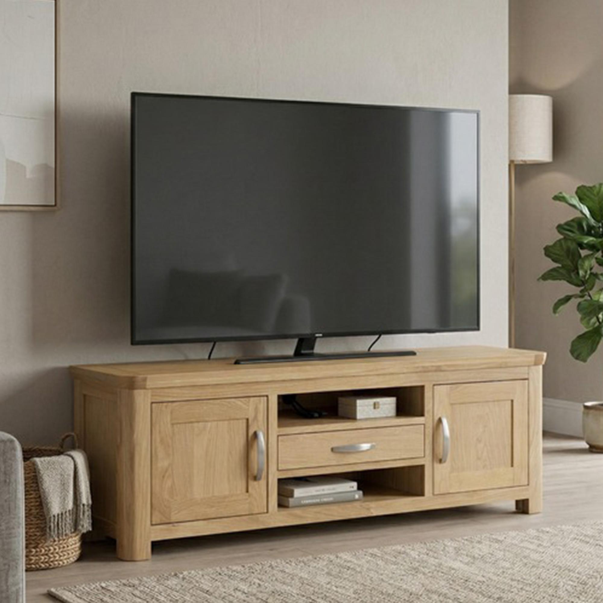 Treviso Oak TV Unit - 2 Door - 145cm - Medium